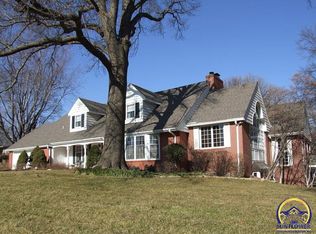 5034 SW West Hills Dr, Topeka, KS 66606