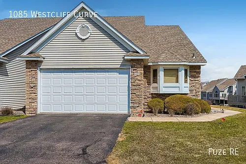 1085 Westcliff Curv Photo 1