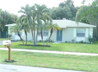 19559 Delaware Cir, Boca Raton, FL 33434