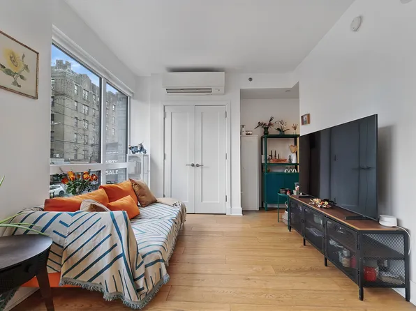 401 Rutland Road image 1 of 10