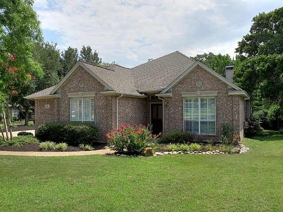5th image of 943 Midland Creek Dr