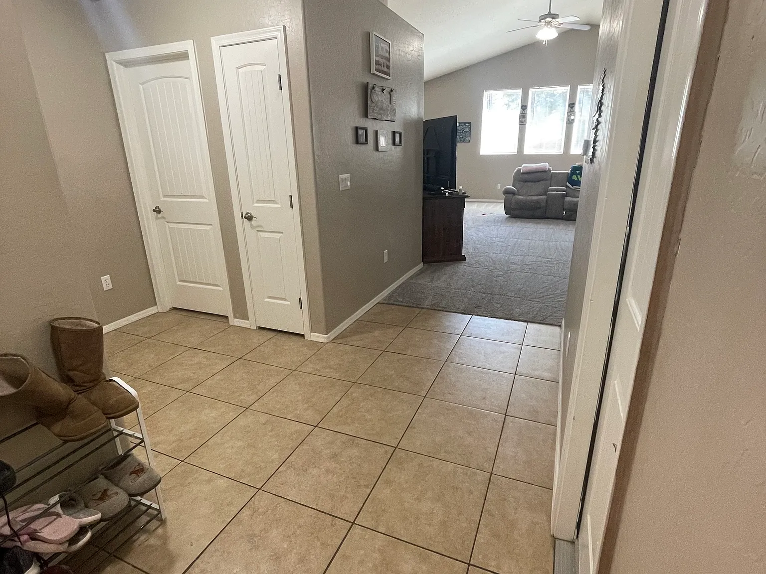 3 bed, 1800 sqft, $2,100 — Photo 2