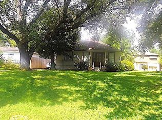 1749 Forest Hill Blvd, Houston, TX 77023