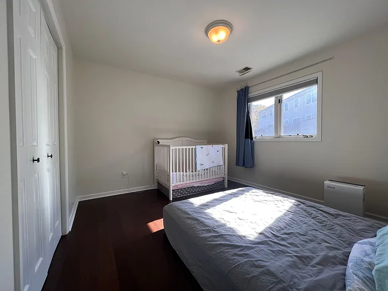 240 Newberry Ln — Photo 27