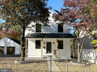 940 Wyoming Ave, Croydon, PA 19021