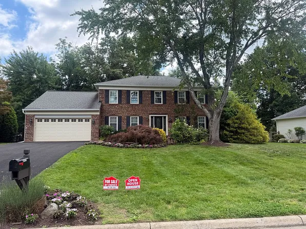 15541 Eagle Tavern Ln, Centreville, VA 20120