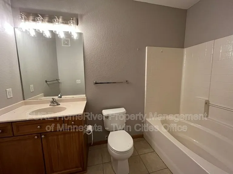 1800 Graham Ave #224 — Photo 7