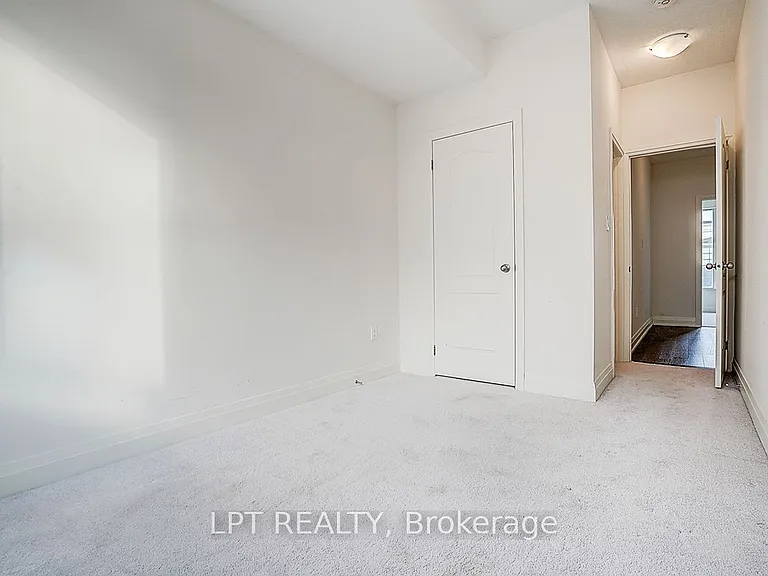 84 William Saville St — Photo 20