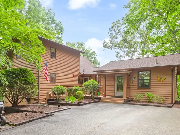 620 Cardinal Road, Murphy, NC 28906