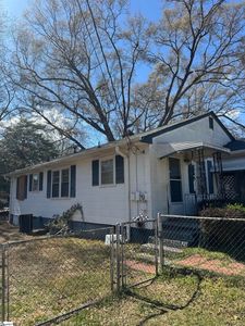 240 Clemson Ave, Greenville, SC, 29611