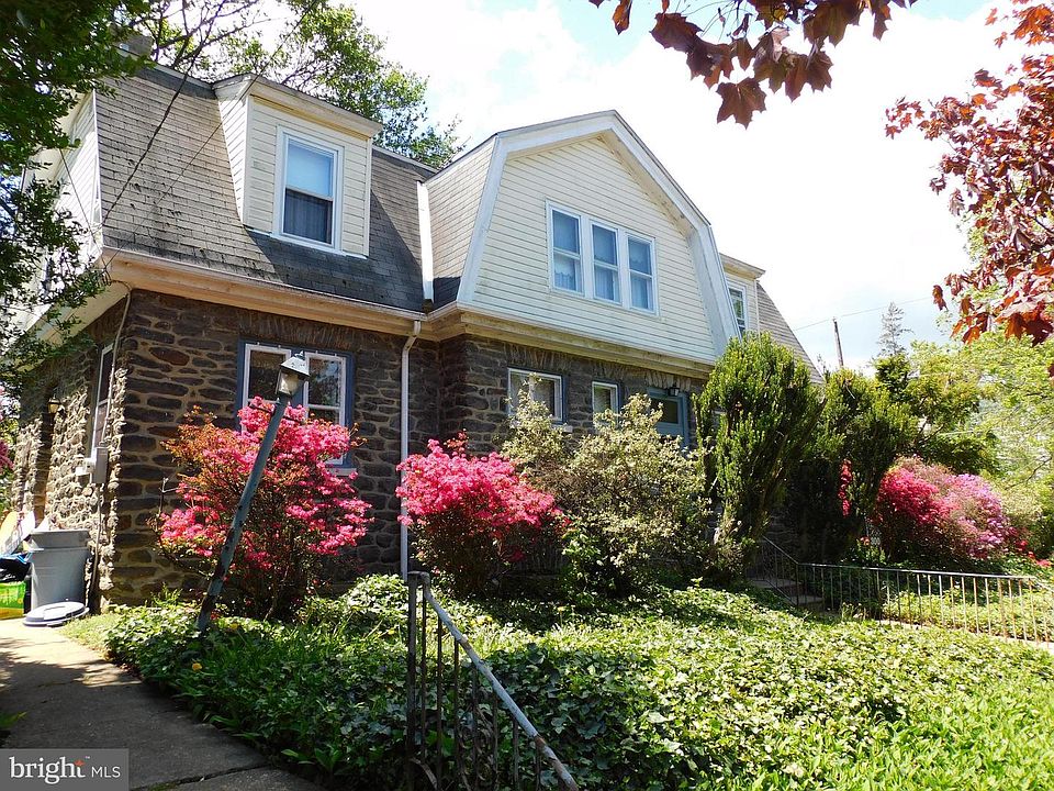 1st image of 300 Borbeck Ave