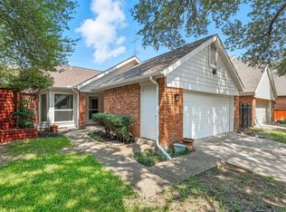 4049 Rive Ln, Addison, TX 75001