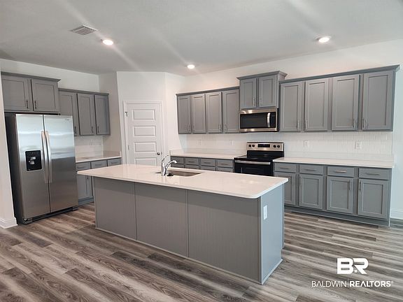 3rd image of 8022 Calverton St