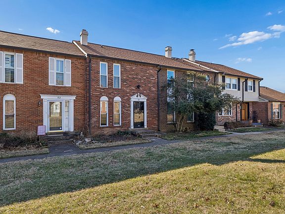 4th image of 313 Huntington Ridge Dr