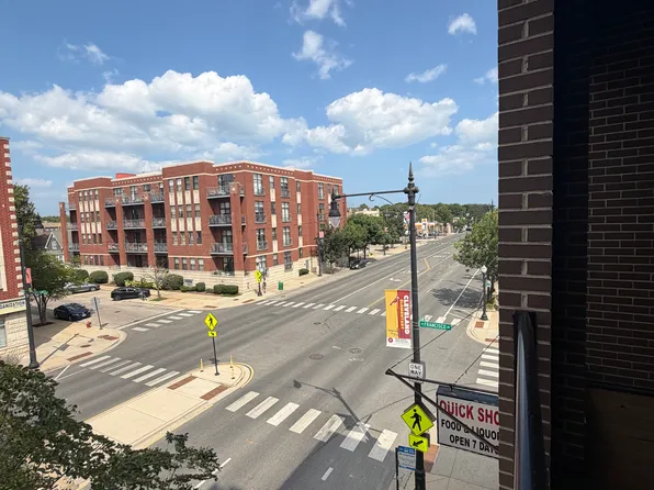 2903 W Irving Park Rd APT 2, Chicago, IL 60618