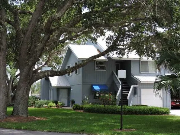 6524 N River Run Dr, Sebastian, FL 32958