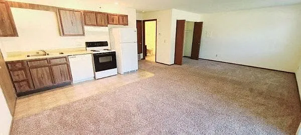 Windsor Crest Apartments