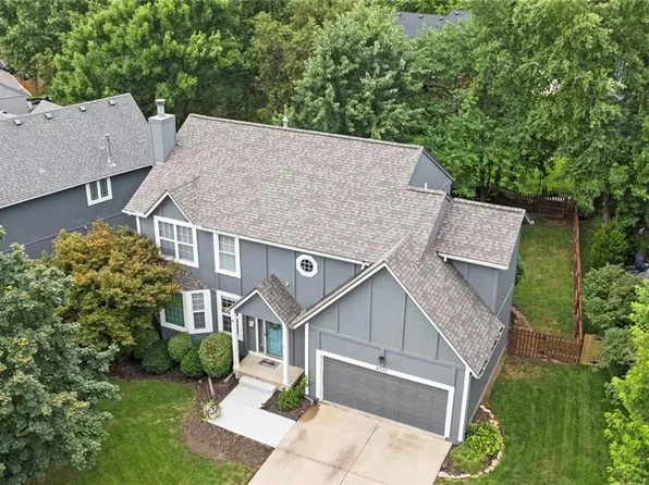 4720 Lone Elm St, Shawnee, KS 66226