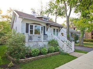 3925 Grove Ave, Brookfield, IL 60513