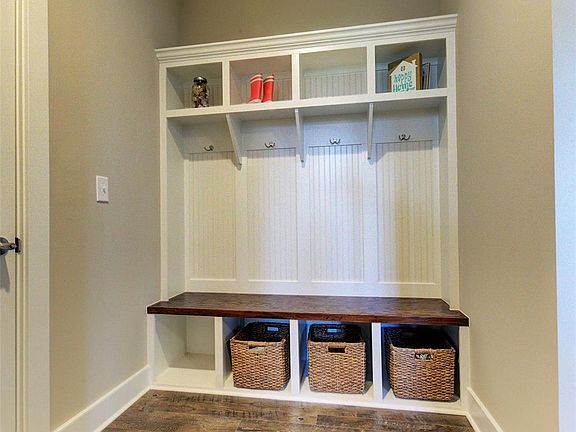 4th image of 636 Round Rock