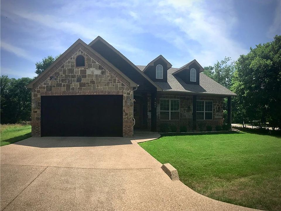 1st image of 27044 Stonewood Dr