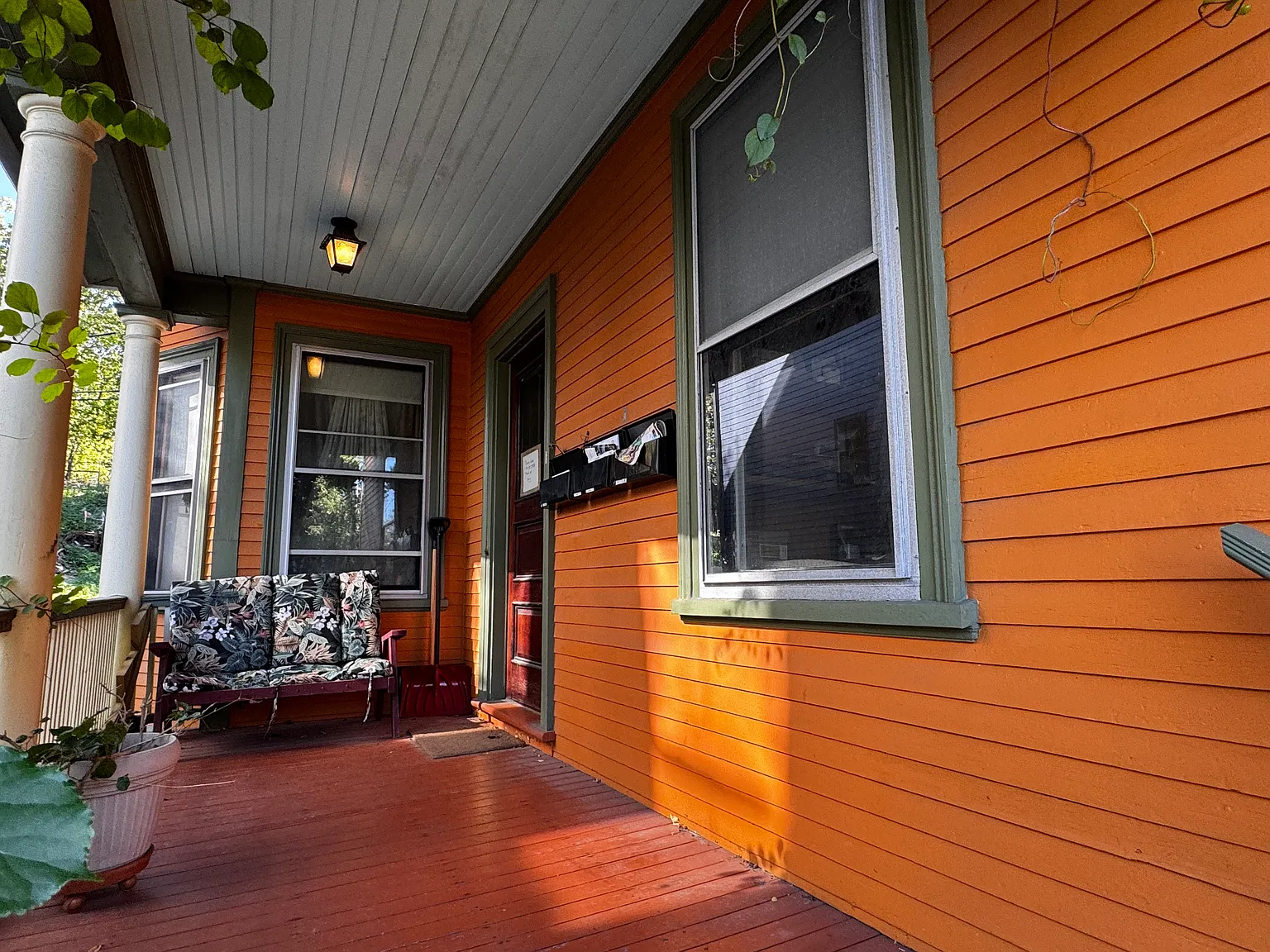1 bed, 900 sqft, $2,350 — Photo 3