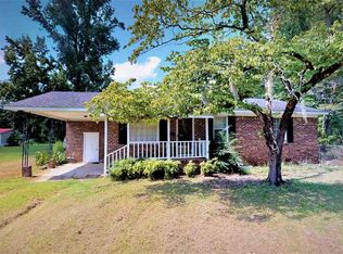 192 Oakland Dr, Kingstree, SC 29556