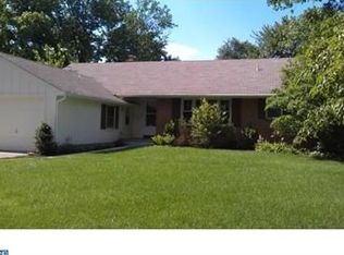 126 Kitty Hawk Rd, Cherry Hill, NJ 08034