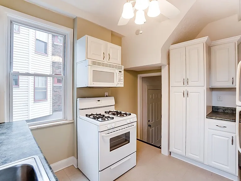 3015 Feltz Ave — Photo 8