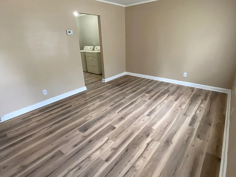313B Lawn St #313B — Photo 2