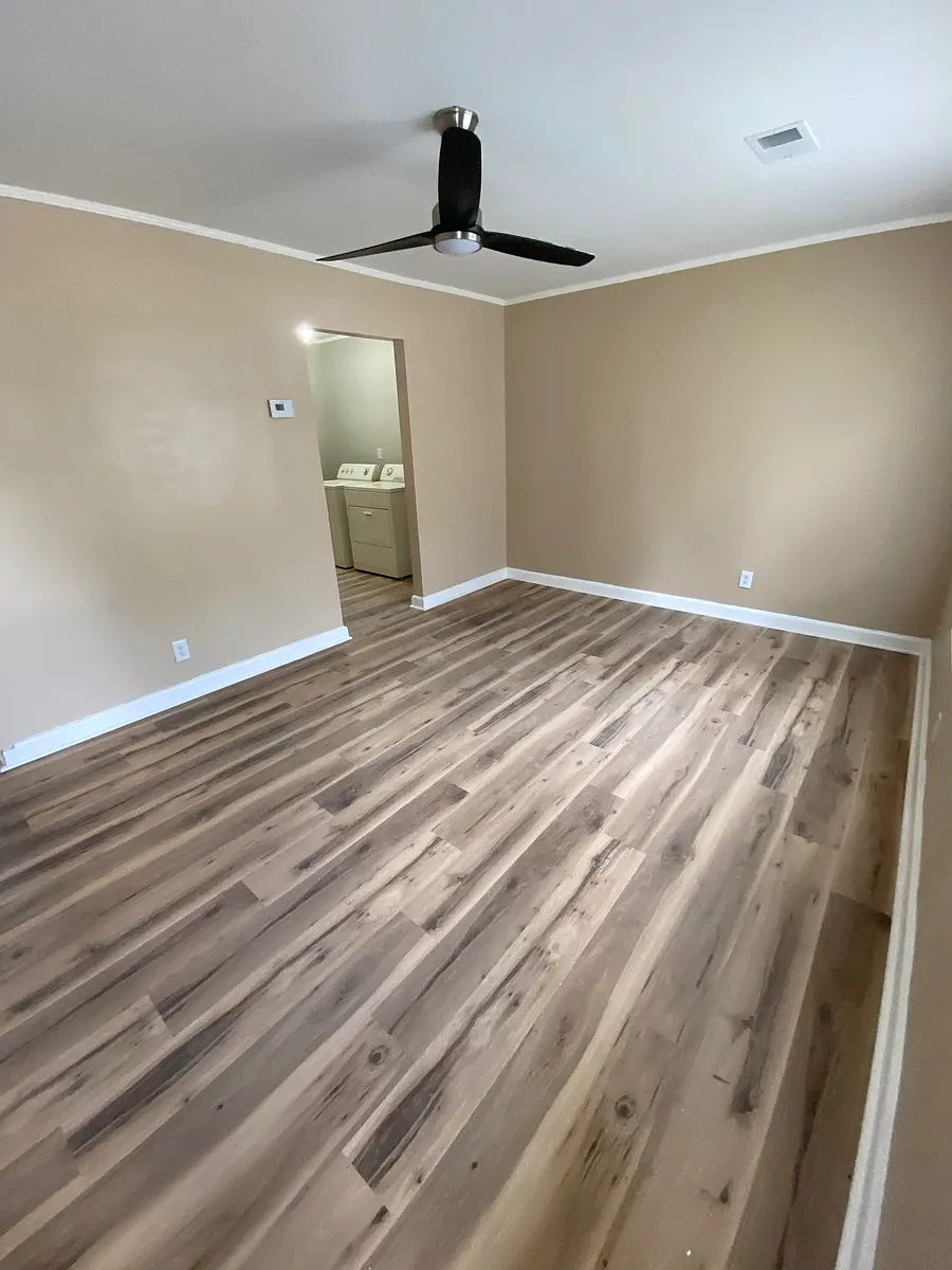Building Photo - 313B Lawn St #313B