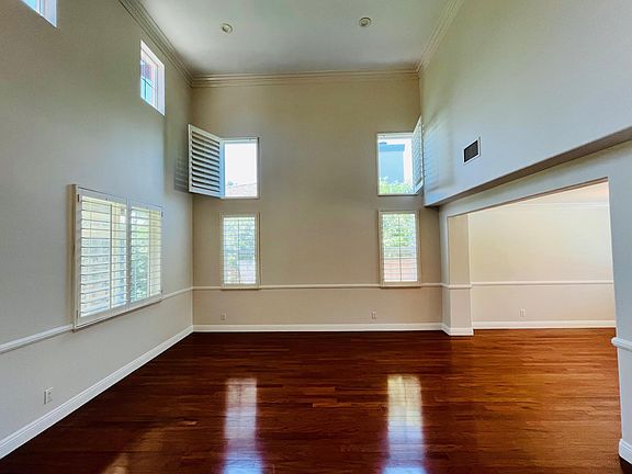 5th image of 26421 Partridge Dr