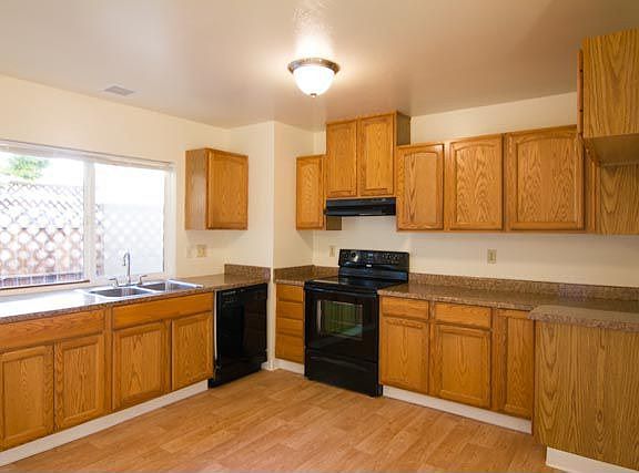 3rd image of 4146 Polaris Ave