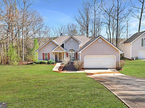 2nd image of 775 Sterling Pl