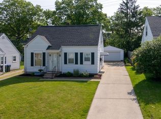 2449 23rd St, Cuyahoga Falls, OH 44223