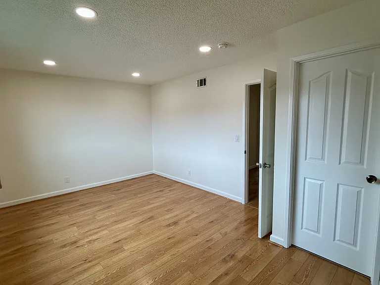 4722 Palos Way — Photo 7