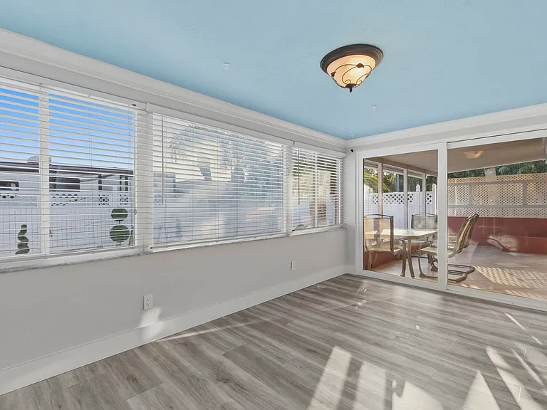 58 Lido Dr — Photo 25