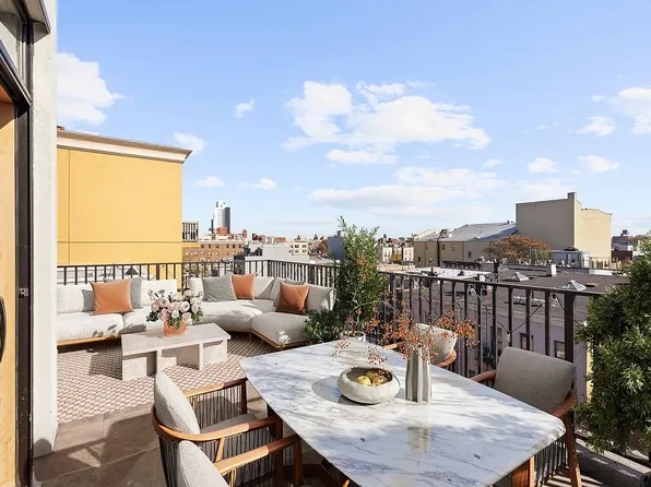 12 Lawton St APT 4A, Brooklyn, NY 11221