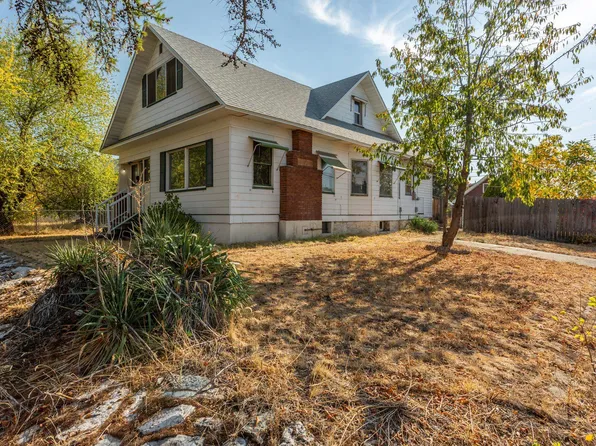 1827 W Shannon Ave, Spokane, WA 99205