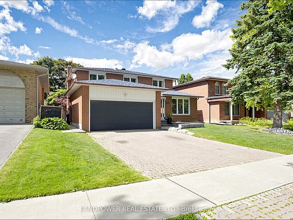 2nd image of 317 Paisley Blvd W