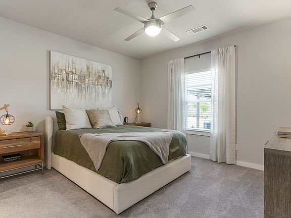 3rd image of 10703 N Garnett Rd #C305