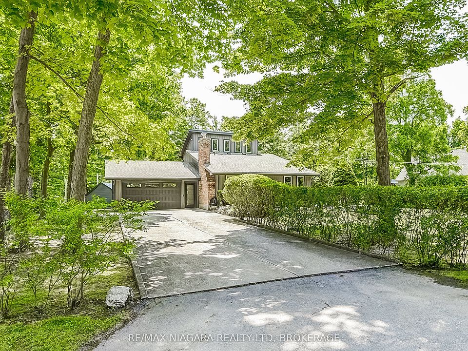 1st image of 4905 Mapleview Cres