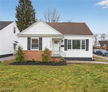18704 Longview Ave, Maple Hts, OH, 44137