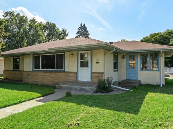 5557 Logan Ave N, Brooklyn Center, MN 55430