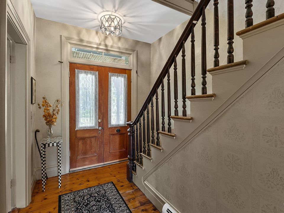 122 Green Ave, Castleton, NY 12033 Zillow