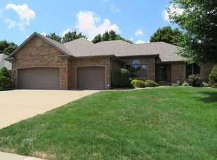 4613 S Turnberry Ave, Springfield, MO 65810