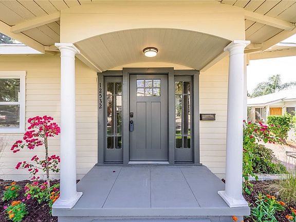 3rd image of 12532 Pacific Pl