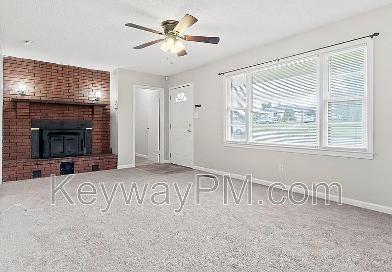 133 Belair Rd — Photo 6