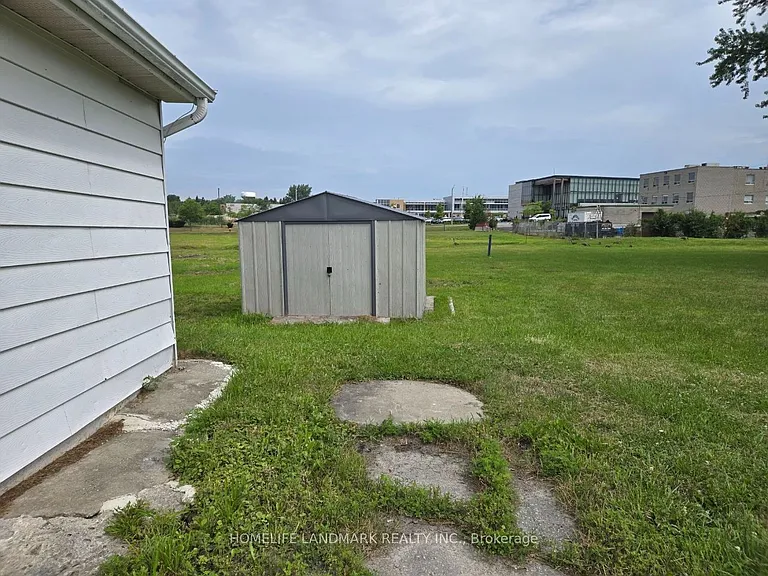 14 Elm Grove Ave — Photo 4