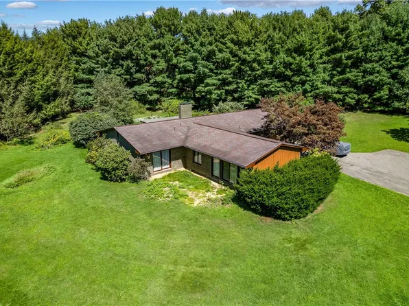 142 Wise Rd, Butler, PA 16002